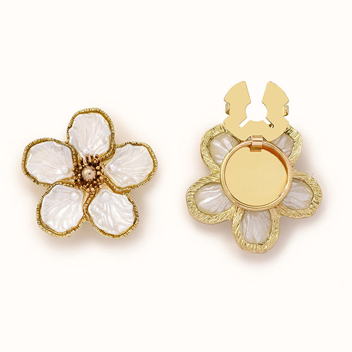 Julie Flower | 1 Set